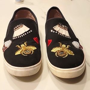 Betsy Johnson beaded & embroidered black suede slide in shoes. Size 8M